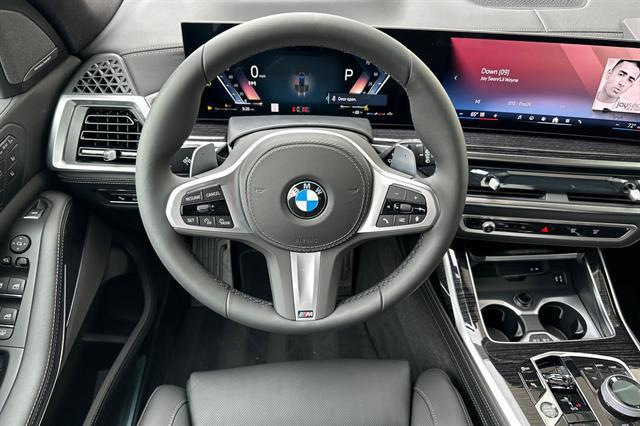 new 2026 BMW X7 car, priced at $105,525