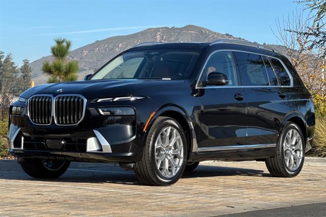 new 2025 BMW X7 car, priced at $90,235