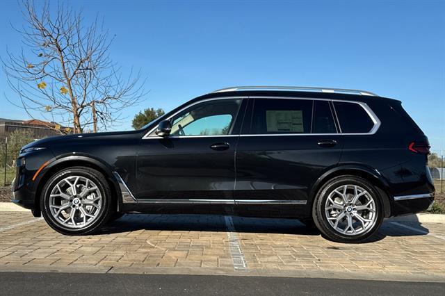 new 2025 BMW X7 car, priced at $90,235