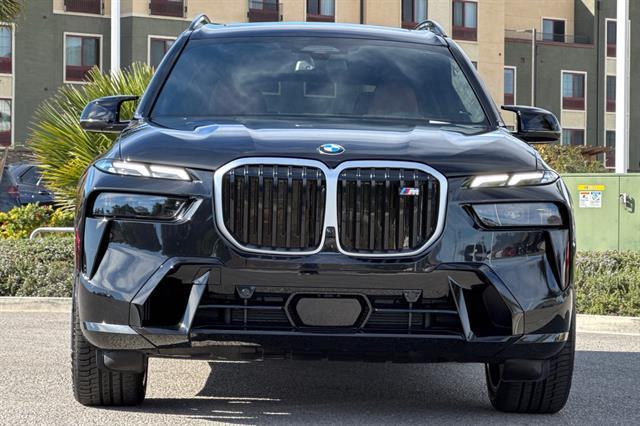 new 2025 BMW X7 car, priced at $120,705