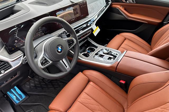 new 2025 BMW X7 car, priced at $120,705