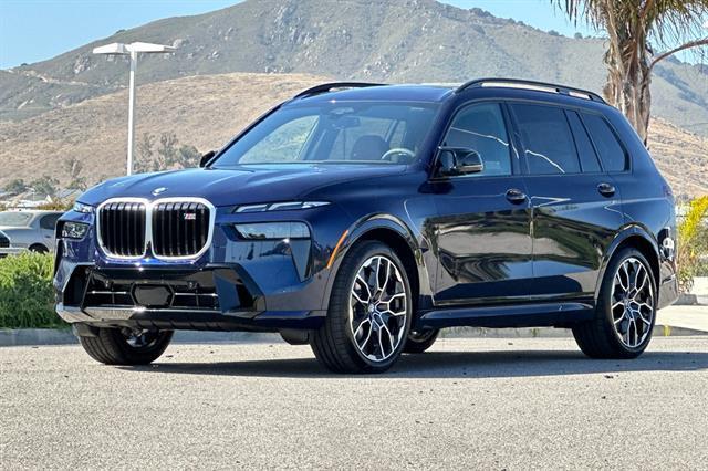 new 2026 BMW X7 car, priced at $122,590