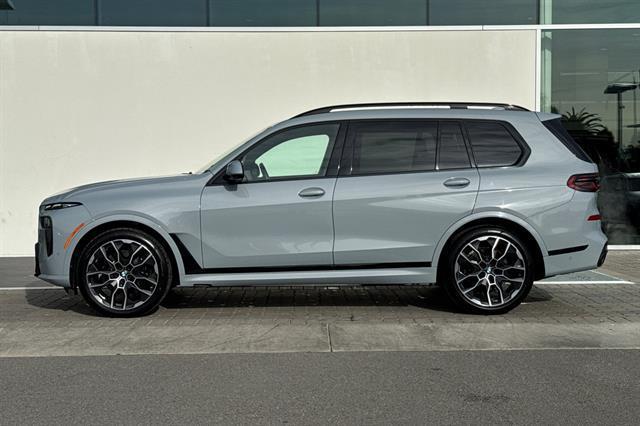 used 2024 BMW X7 car, priced at $90,189