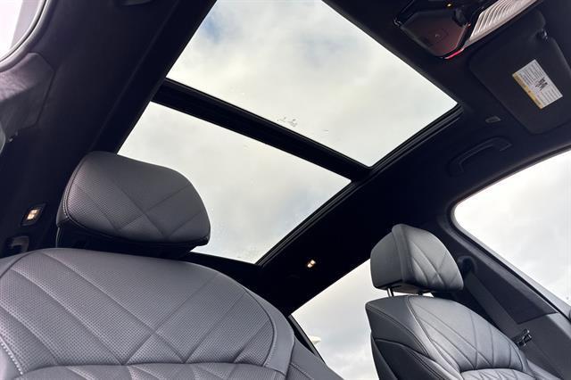 used 2024 BMW X7 car, priced at $90,189
