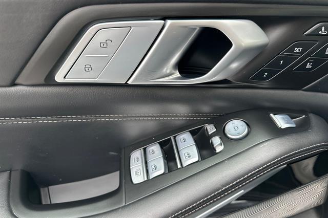 used 2022 BMW X7 car, priced at $69,600