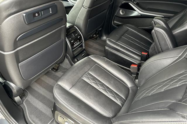 used 2022 BMW X7 car, priced at $69,600