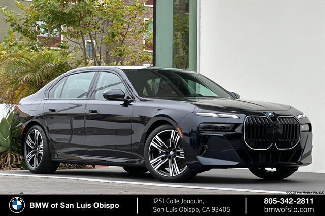 new 2025 BMW 760 car, priced at $129,625