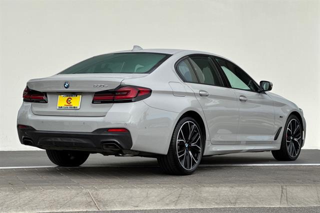 used 2022 BMW 530 car, priced at $38,888