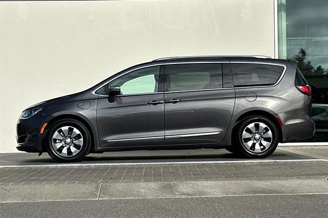 used 2018 Chrysler Pacifica Hybrid car, priced at $15,950