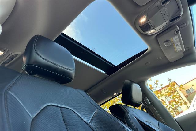 used 2018 Chrysler Pacifica Hybrid car, priced at $15,950