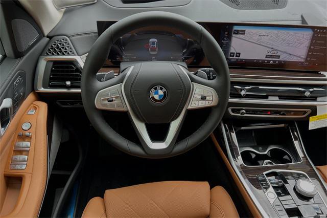 new 2025 BMW X7 car, priced at $89,495