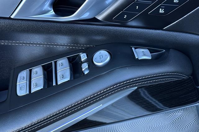 used 2024 BMW X7 car, priced at $81,993