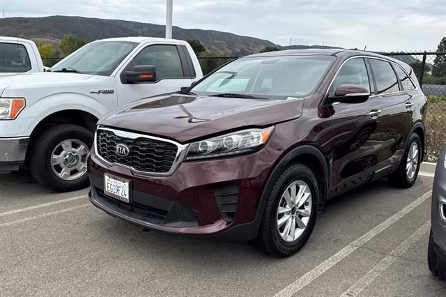 used 2020 Kia Sorento car, priced at $15,636