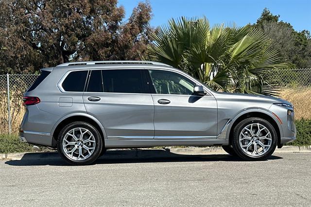 new 2026 BMW X7 car, priced at $89,815