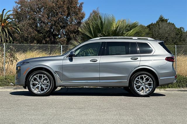 new 2026 BMW X7 car, priced at $89,815