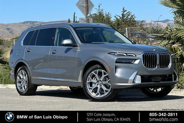 new 2026 BMW X7 car, priced at $89,815