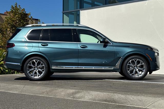 new 2026 BMW X7 car, priced at $97,340