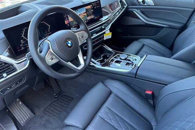 new 2026 BMW X7 car, priced at $97,340