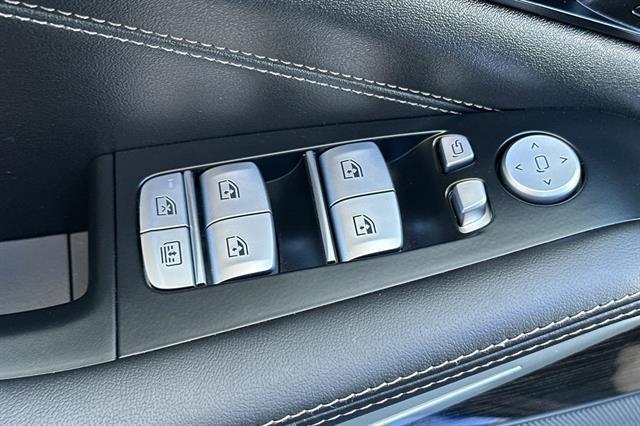 used 2025 BMW X7 car, priced at $84,382