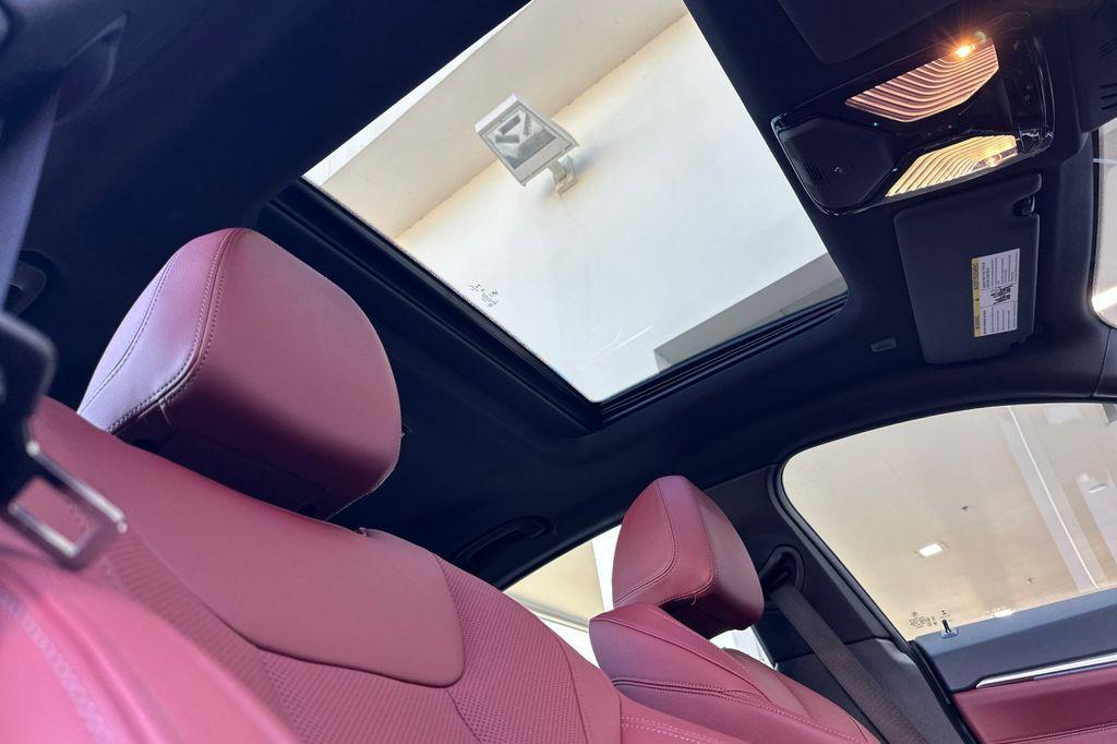 used 2023 BMW M5 car, priced at $38,642