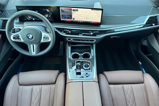 new 2025 BMW X7 car, priced at $119,255