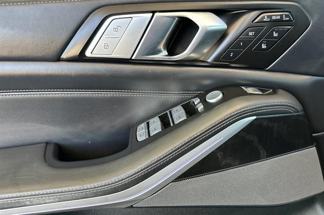 used 2022 BMW X7 car, priced at $51,154