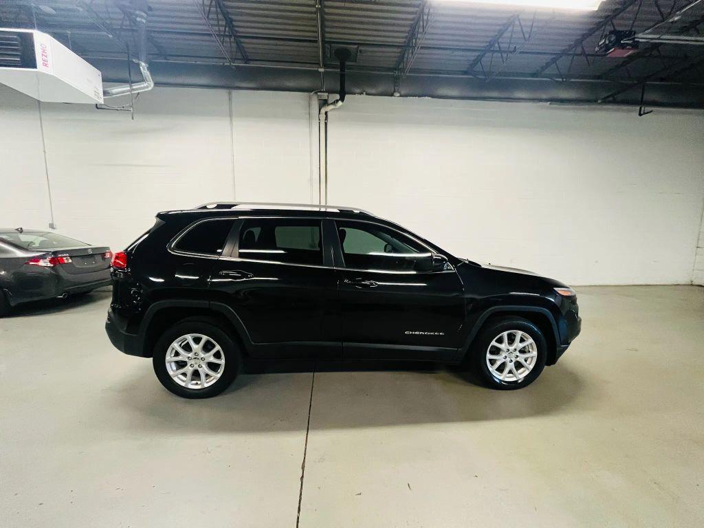 used 2014 Jeep Cherokee car, priced at $7,500
