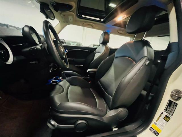 used 2013 MINI Hardtop car, priced at $8,000