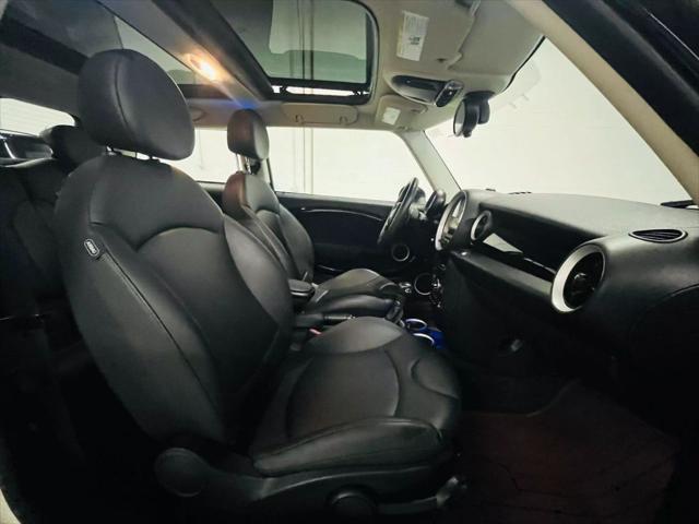 used 2013 MINI Hardtop car, priced at $8,000