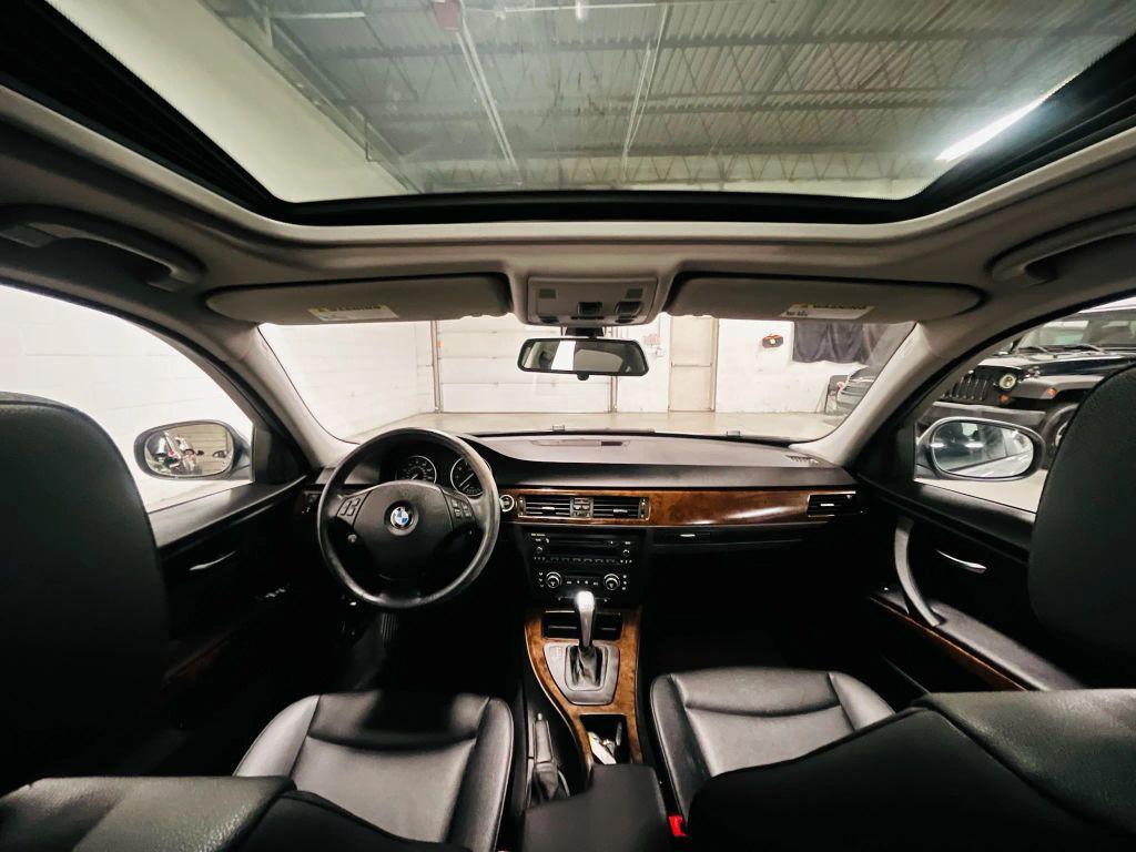 used 2009 BMW 328 car, priced at $9,500
