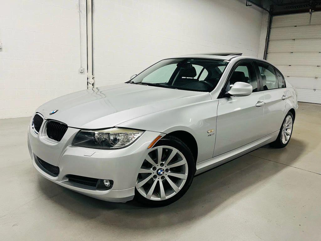 used 2009 BMW 328 car, priced at $9,500