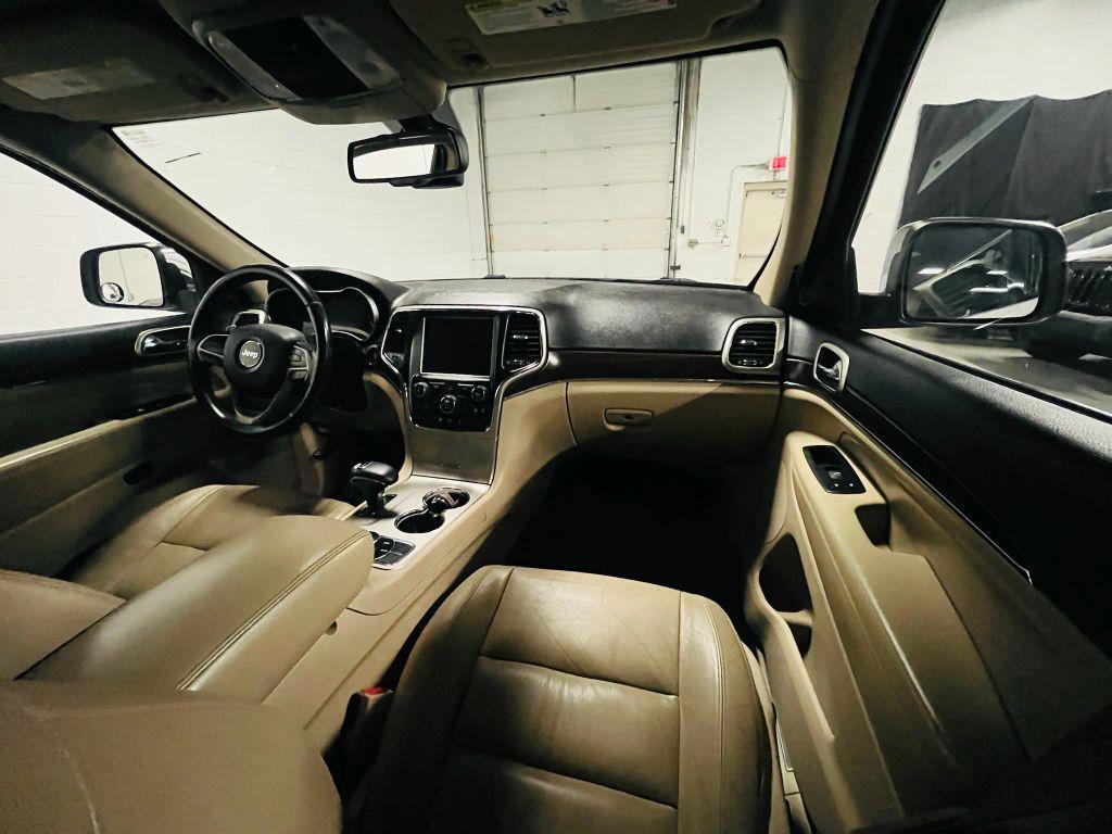 used 2015 Jeep Grand Cherokee car, priced at $10,500
