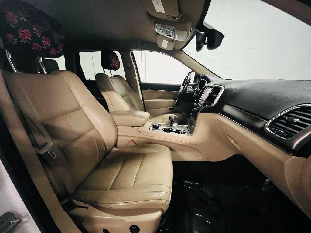 used 2015 Jeep Grand Cherokee car, priced at $10,500