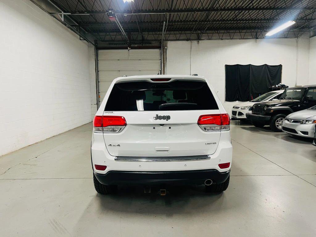 used 2015 Jeep Grand Cherokee car, priced at $10,500