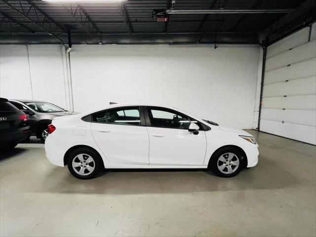 used 2018 Chevrolet Cruze car, priced at $10,000