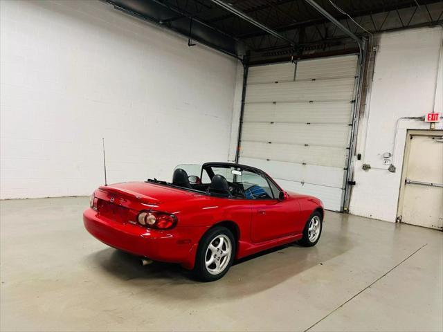 used 2002 Mazda MX-5 Miata car, priced at $8,900