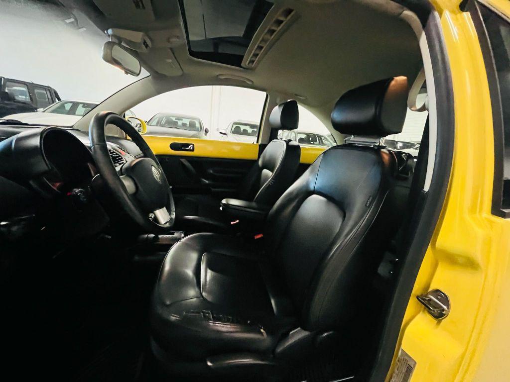 used 2009 Volkswagen New Beetle car, priced at $5,500