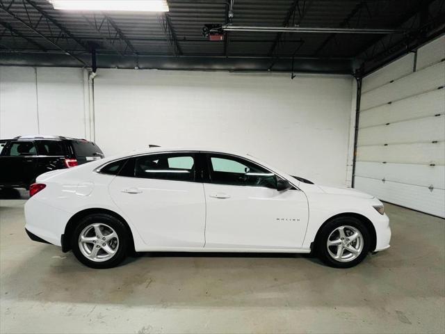 used 2018 Chevrolet Malibu car, priced at $10,900