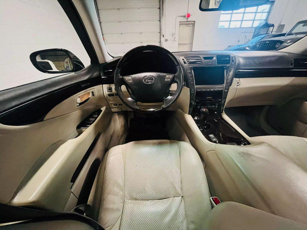 used 2007 Lexus LS 460 car, priced at $8,900