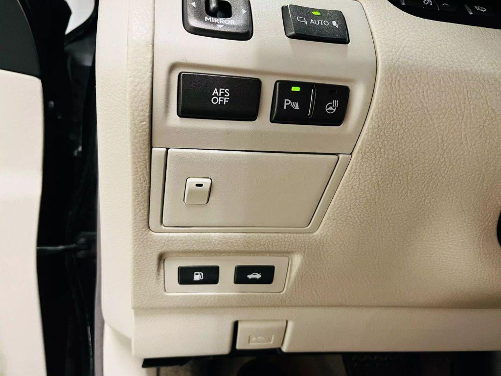 used 2007 Lexus LS 460 car, priced at $8,900