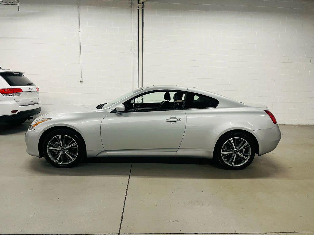 used 2009 INFINITI G37x car, priced at $9,750