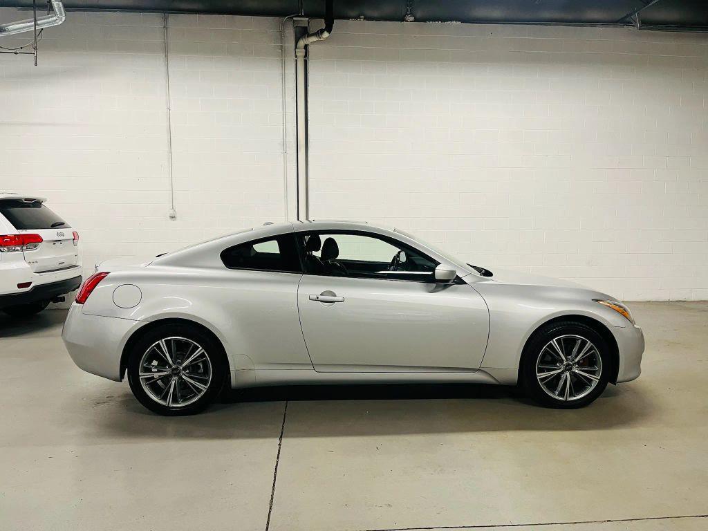 used 2009 INFINITI G37x car, priced at $9,750