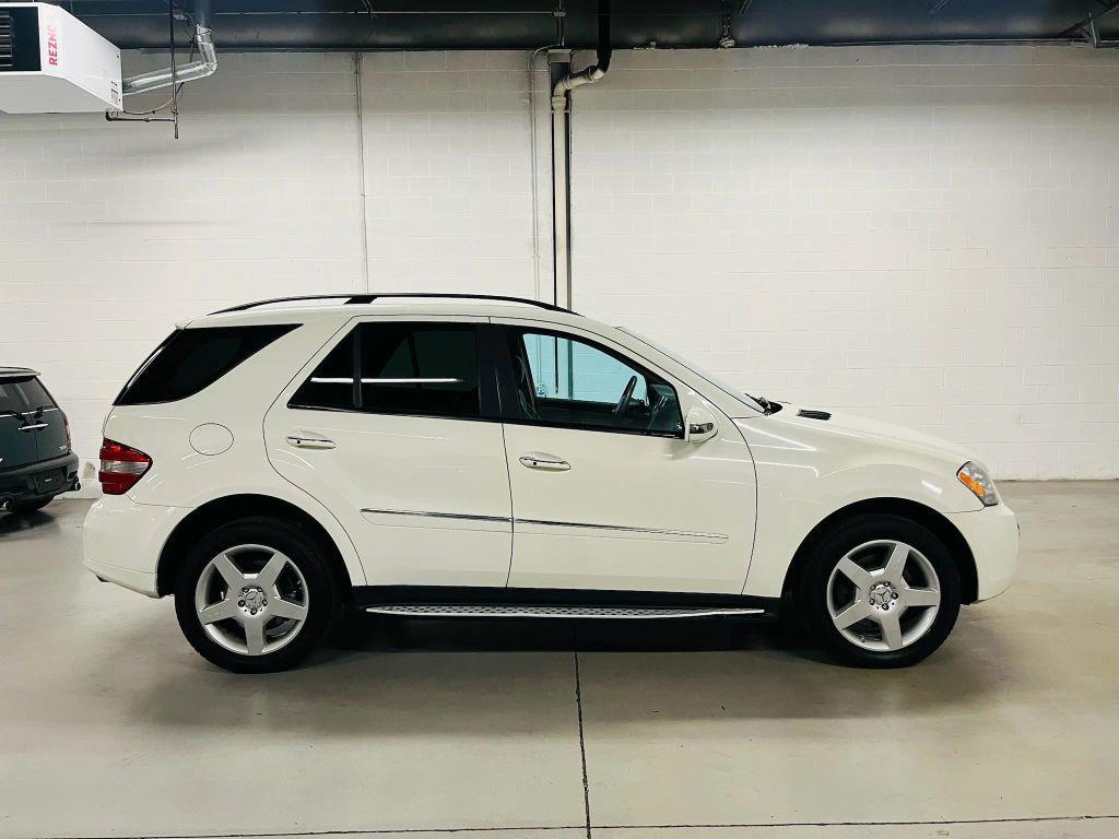 used 2008 Mercedes-Benz M-Class car, priced at $7,500