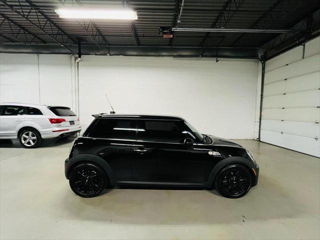 used 2013 MINI Hardtop car, priced at $8,900