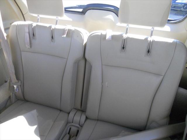 used 2011 Toyota Highlander car, priced at $9,900