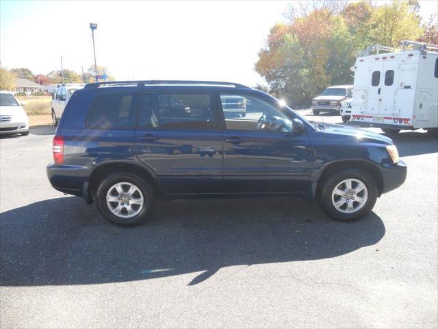 used 2003 Toyota Highlander car, priced at $5,600