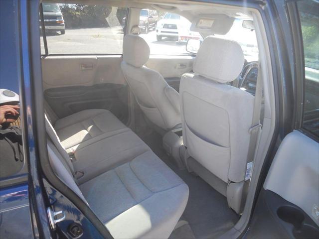 used 2003 Toyota Highlander car, priced at $5,600