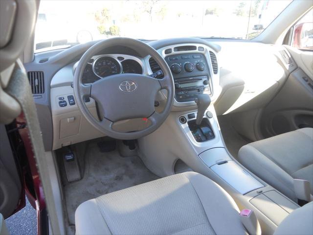 used 2006 Toyota Highlander car, priced at $6,990