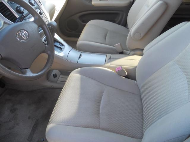 used 2006 Toyota Highlander car, priced at $6,990