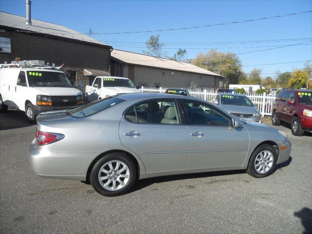 used 2004 Lexus ES 330 car, priced at $5,990